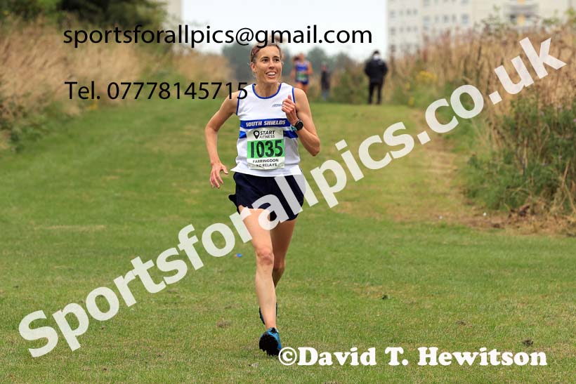 Senior Women and Veterans Relay, 2024 Sunderland XC Relays.  Photo: David T. Hewitson/Sports for All Pics